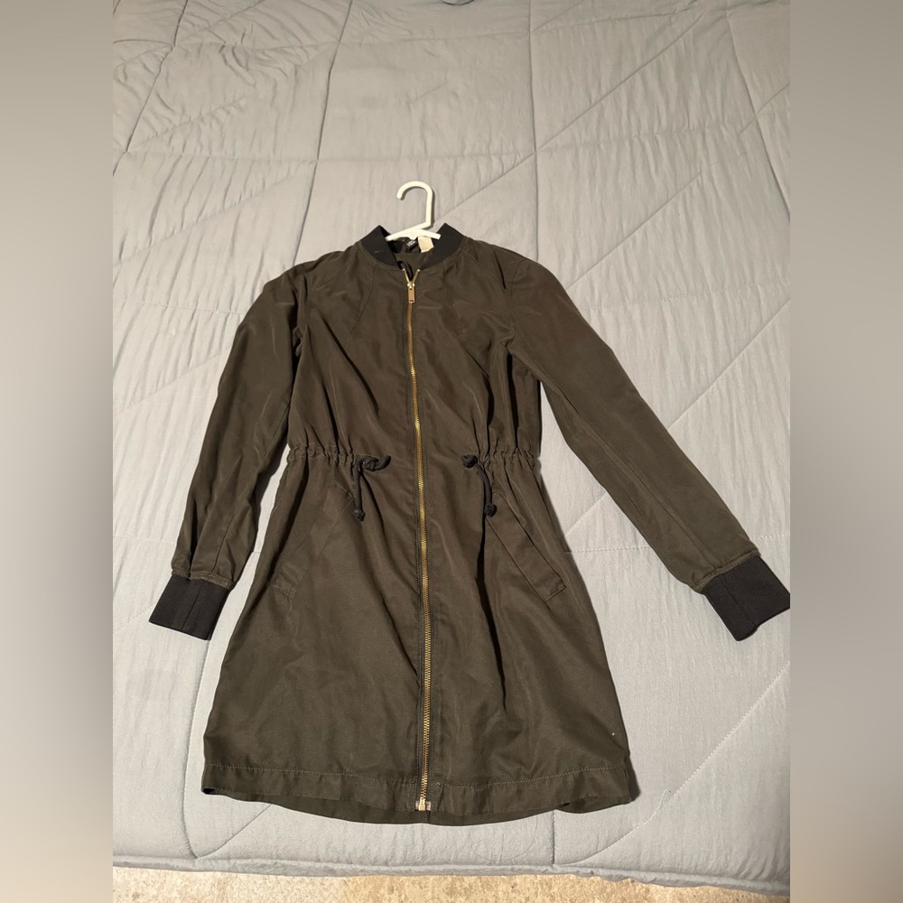 H&M Black and Gray Jacket